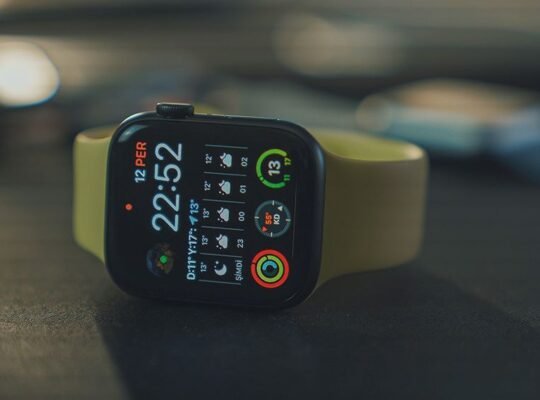 Can the Apple Watch Series 7 Work On Its Own Without an iPhone?
